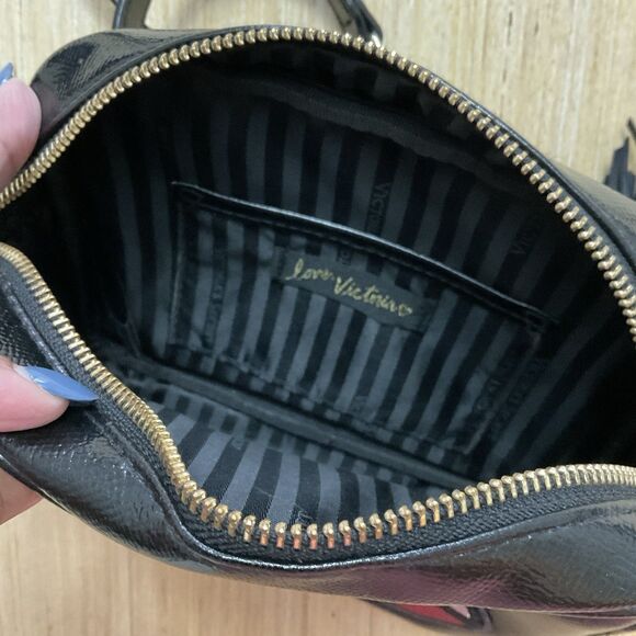 Victoria's Secret Black City Crossbody Belt Bag Purse Lips Tassel - Picture 3 of 10